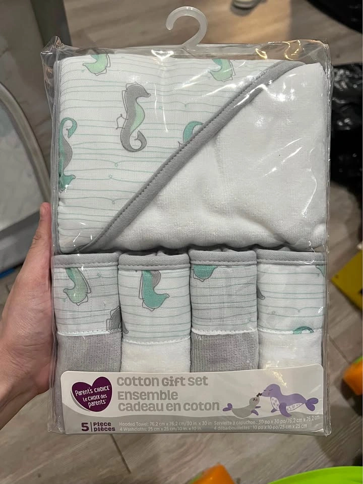 Brand New Baby Towel Set