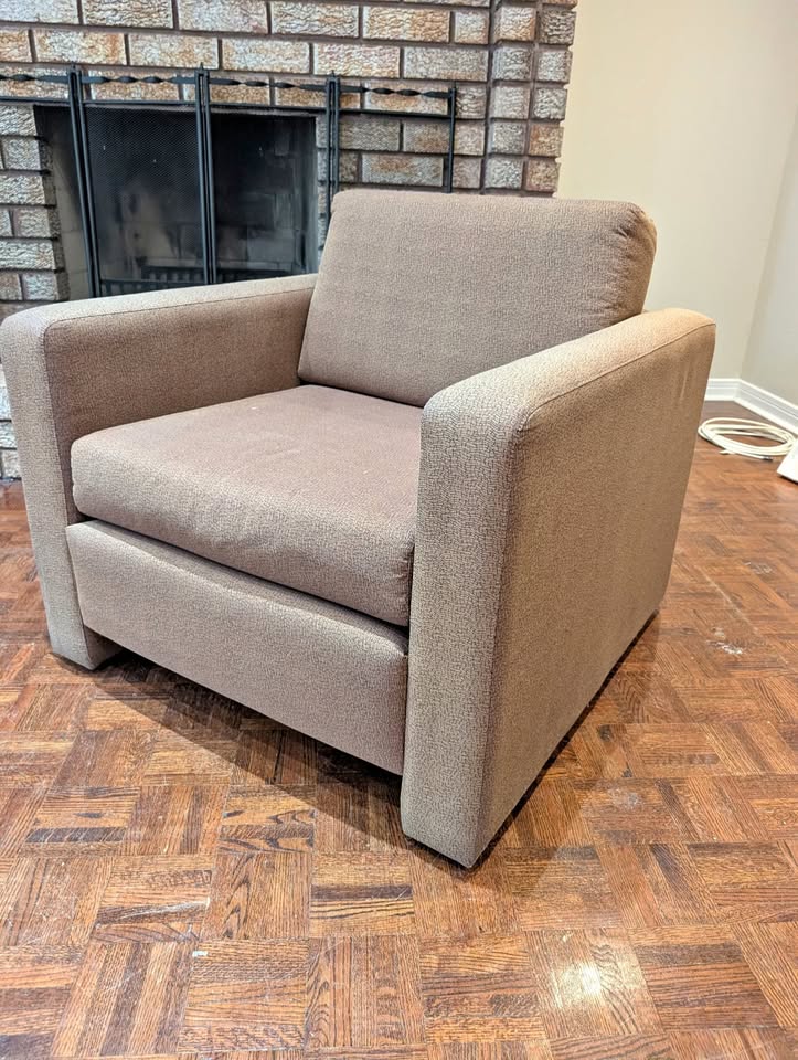 Armchair, Free delivery