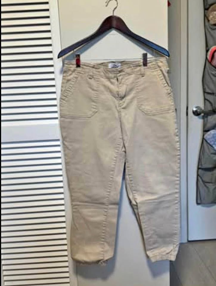 Joggers Beige Capri Pant Size 12