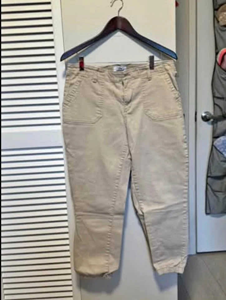 Joggers Beige Capri Pant Size 12 thumbnail