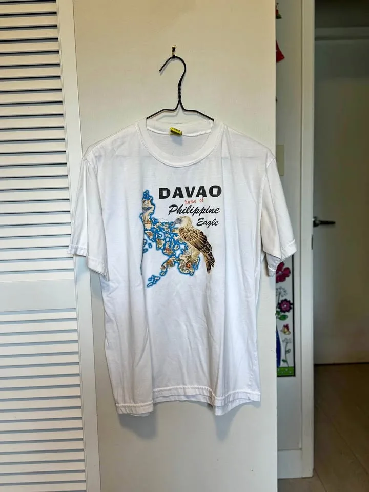 Vintage Davao Philippine Eagle T-Shirt Size Large thumbnail