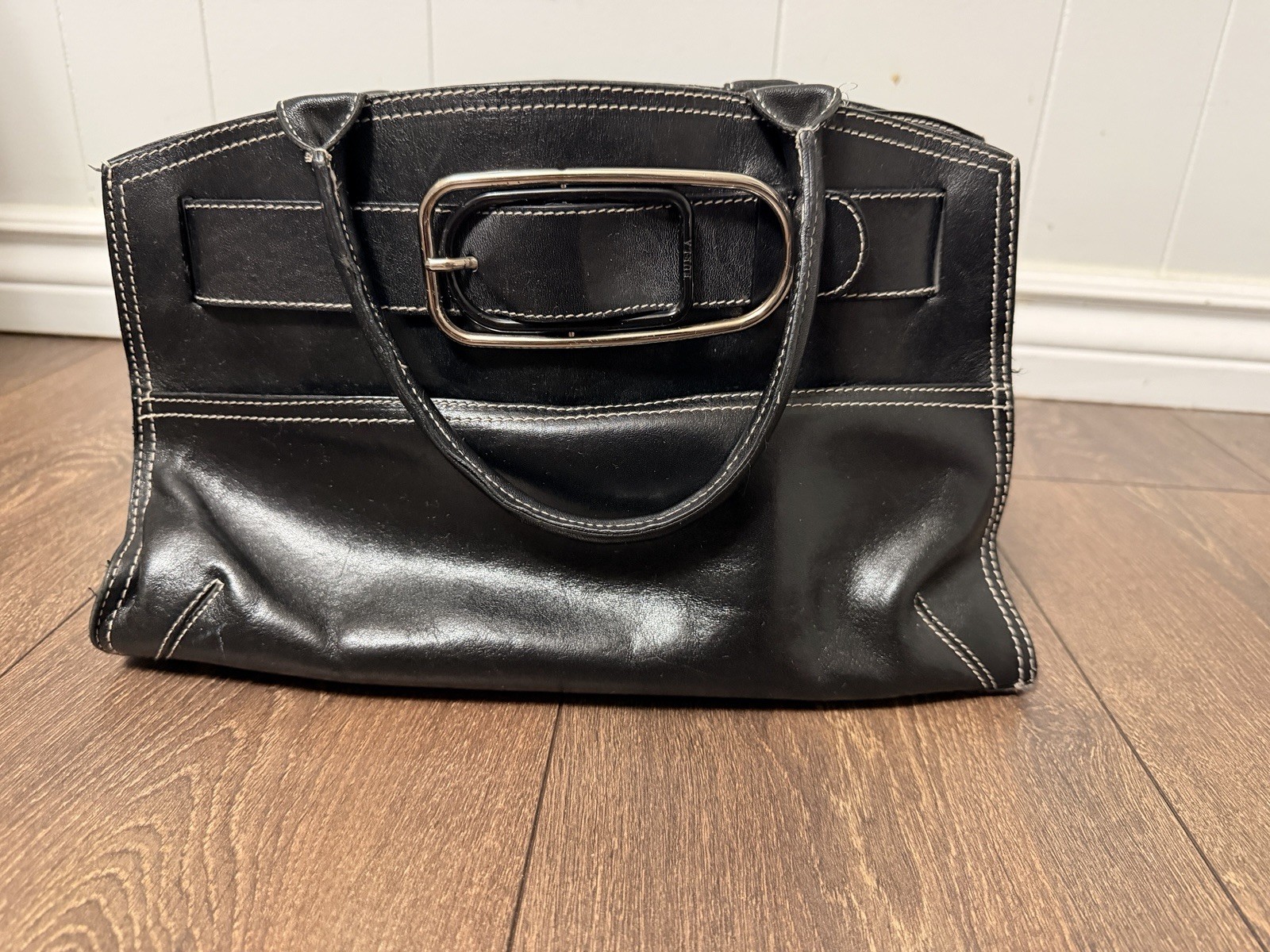 Furla Vittoria M Tote Handbag Nero Black Genuine Leather