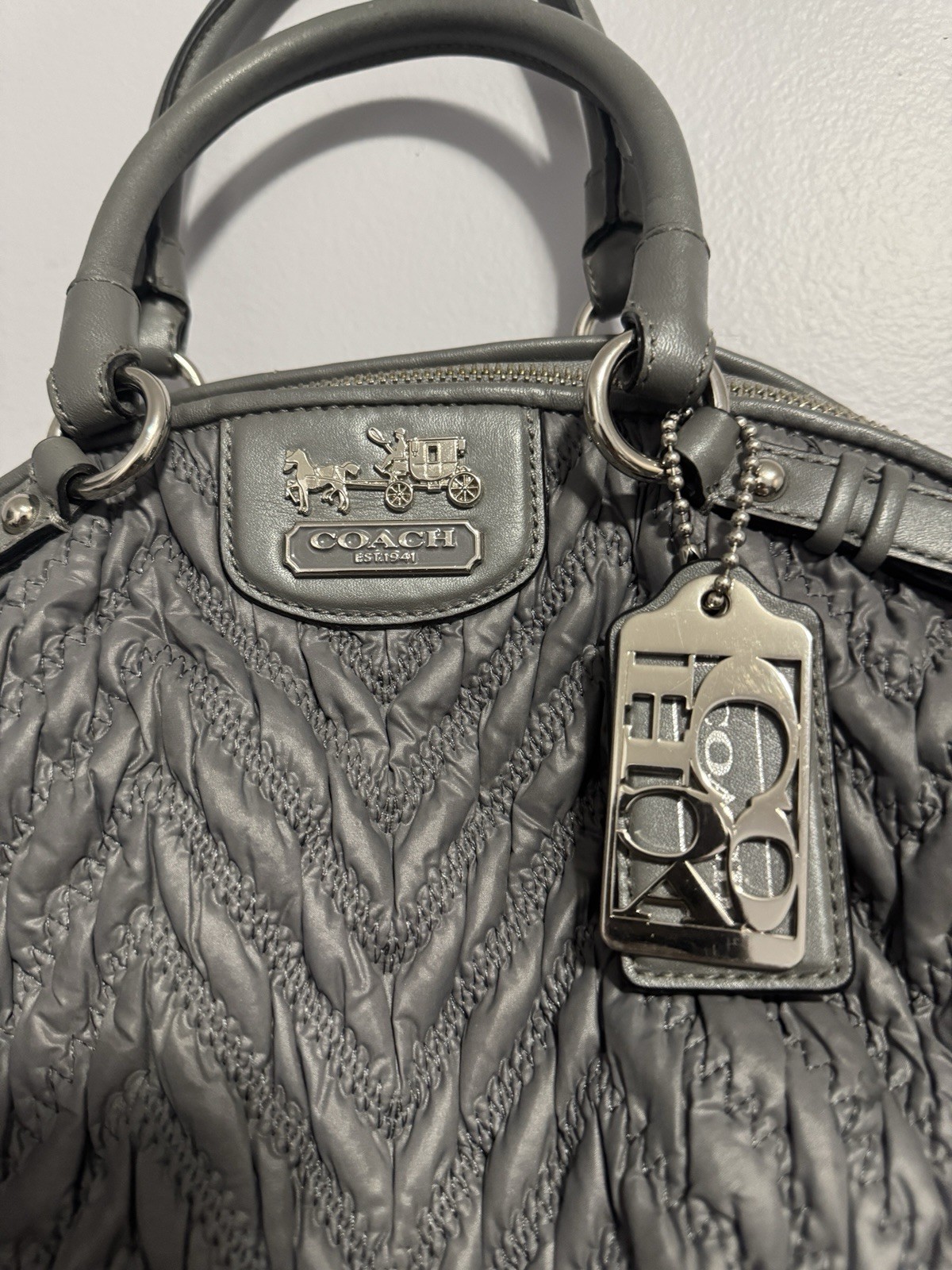 COACH Madison Nylon Grey Quilted Chevron Bag - Limited Edition - photo 4