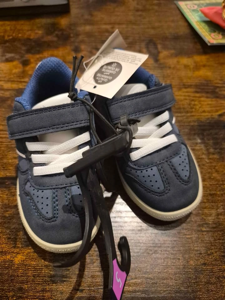 Brand New Boys Toddler Size 5 Shoes - photo 3