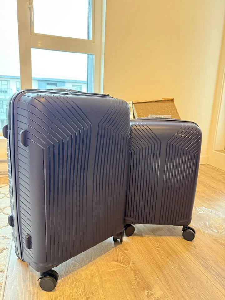 Navy Blue Hard Shell Luggage Spinner Wheels - photo 2