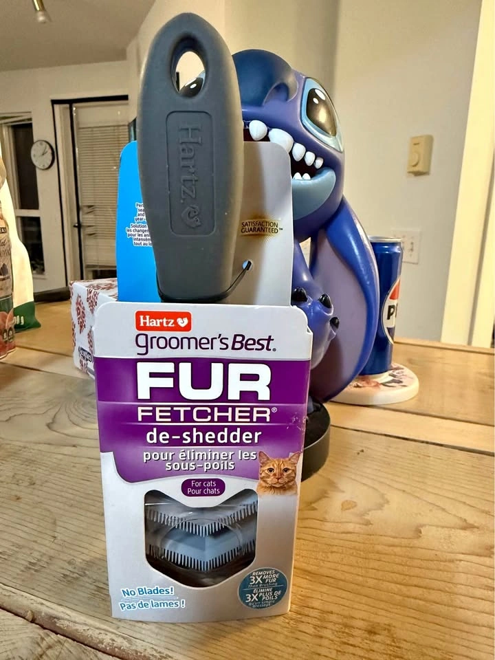 Hartz Cat Fur Fetcher De-Shedder