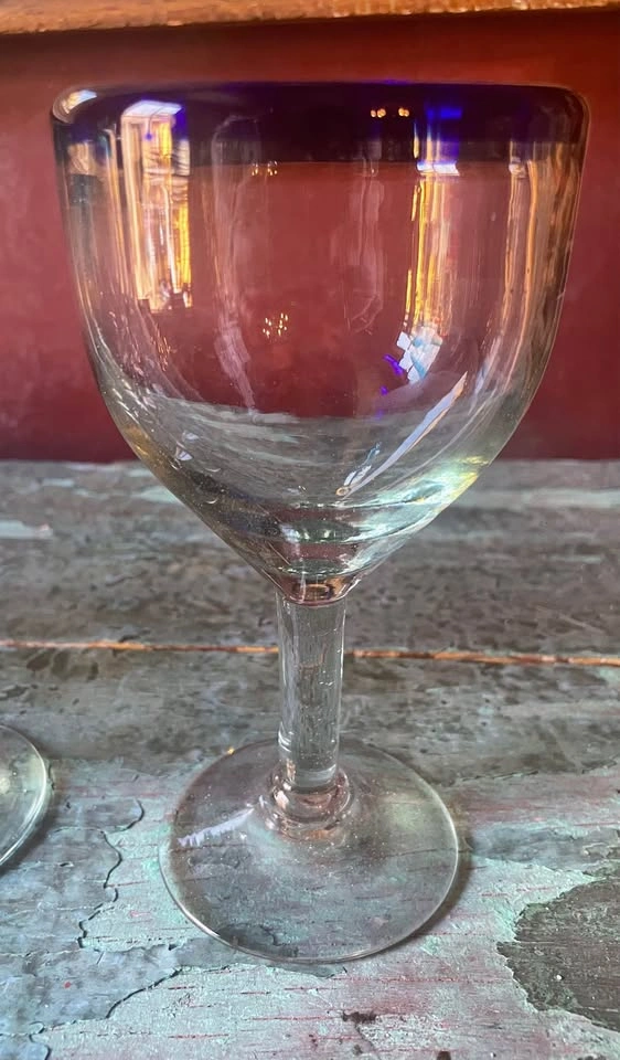 Handblown Mexican Wine Glasses with Colored Rims - photo 4