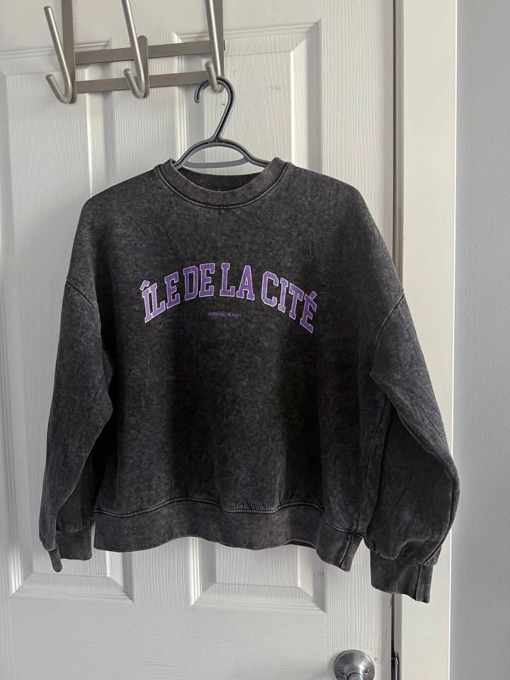 Women's Sweater