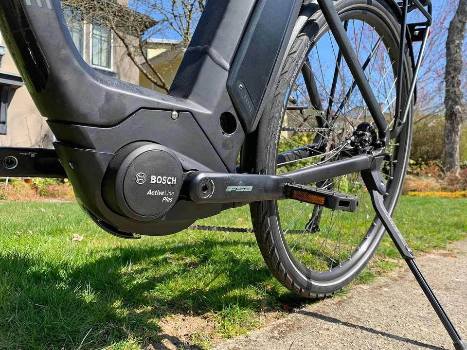 2023 Cube Town Sport Hybrid ONE E-Bike (Bosch) - Low Mileage - photo 2