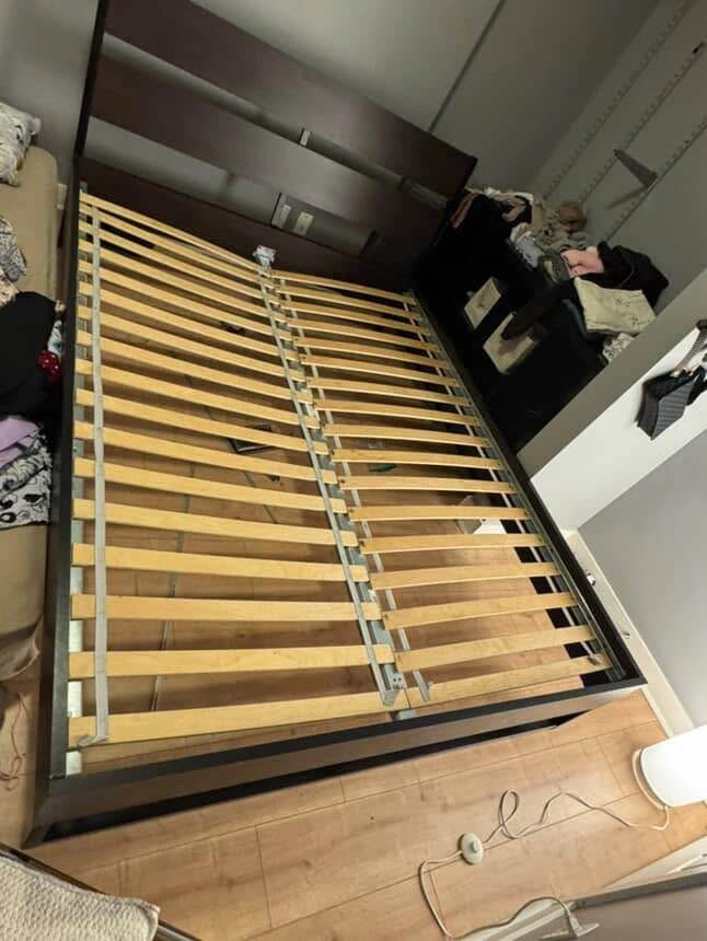 Ikea bed frame - queen size - photo 2