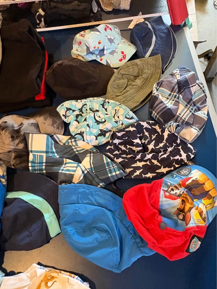 Lot of clothes amazing shape 4T - photo 5