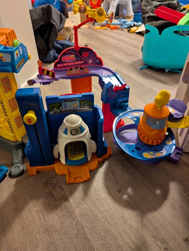Go Go Smart Wheels Lot