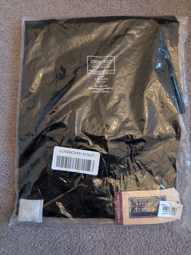 Black Men's Scrubs Top
