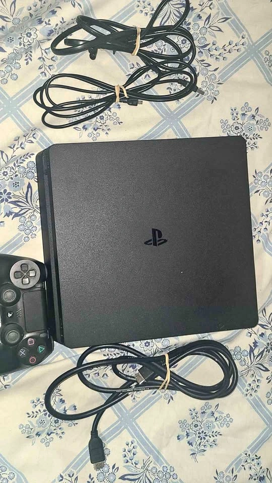 PS4 Slim Console Bundle with Games & Movies