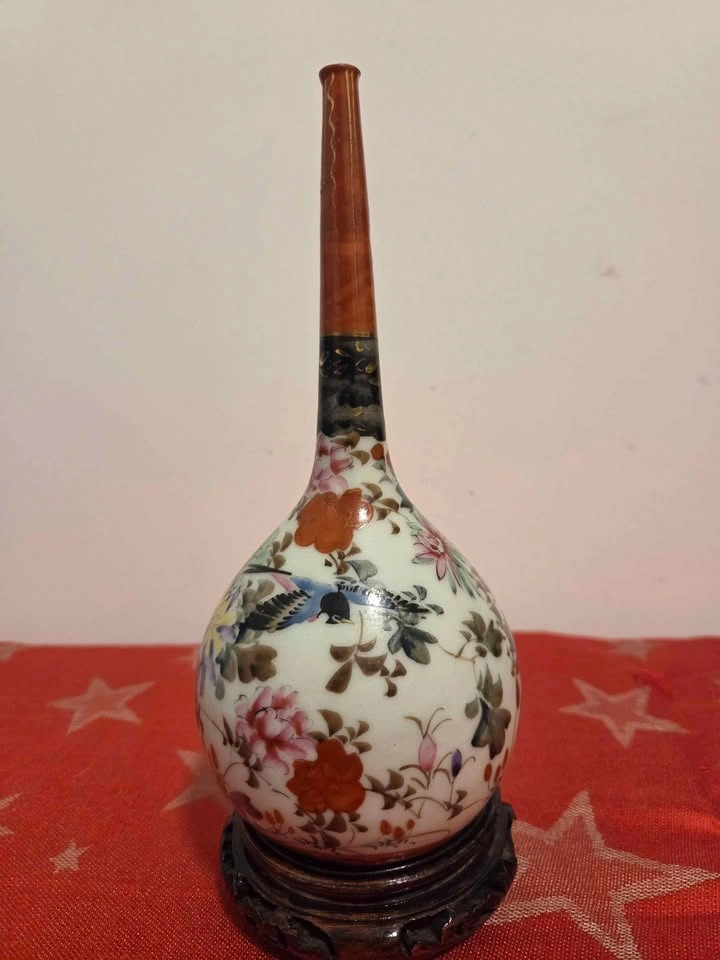 Antique Japanese Kutani Bottle - Porcelain Hand Painted, 8.5" - photo 2