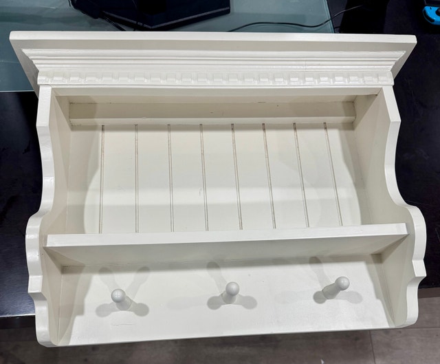 White Wall-Mounted Shelf with 3 Hooks – Farmhouse Style - photo 2