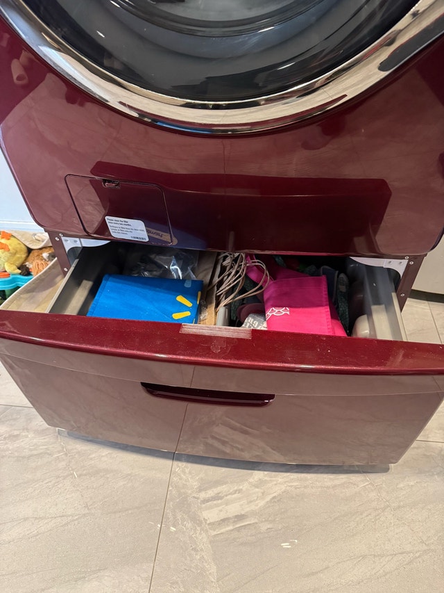 Samsung Washer & Dryer Set with Pedestals - photo 2