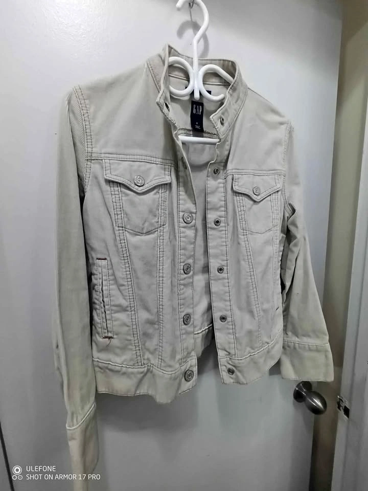 Ladies Size S Gap Vintage Cream Corduroy Jacket