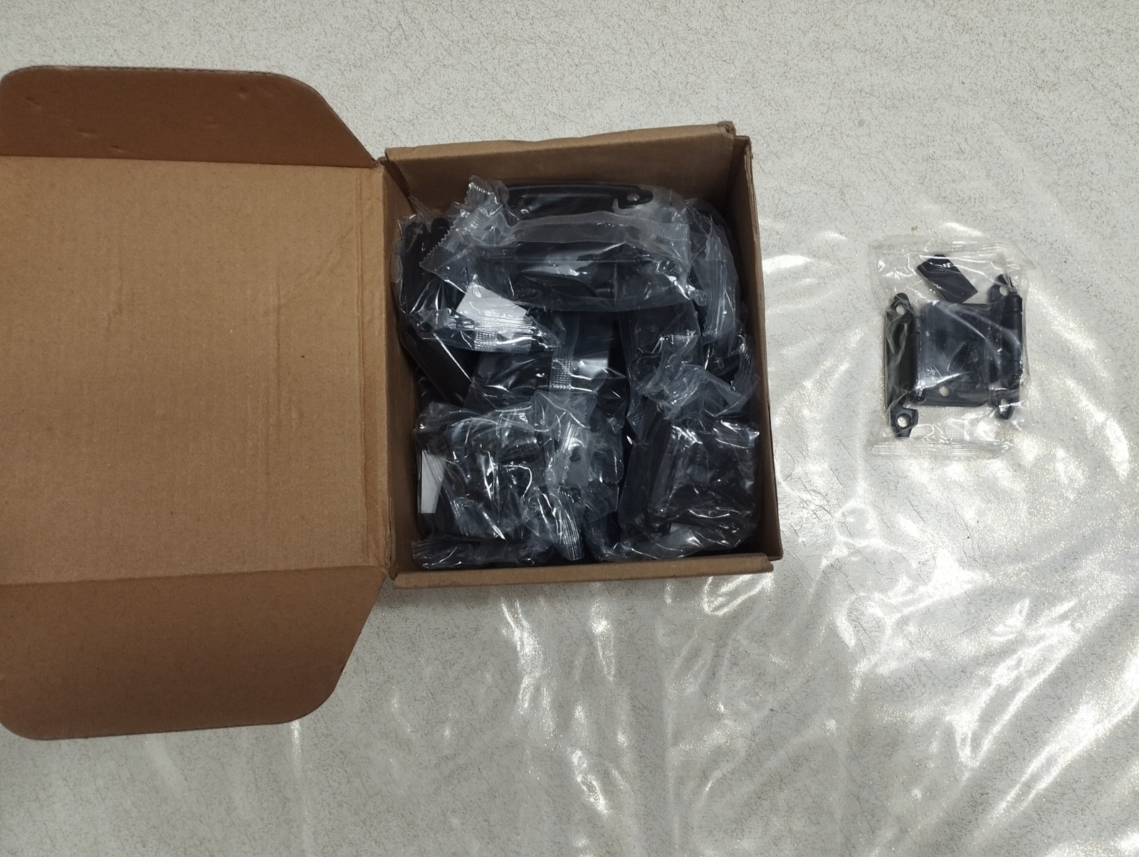 40 Pack Homdiy 12" Overlay Cabinet Hinges - Matte Black