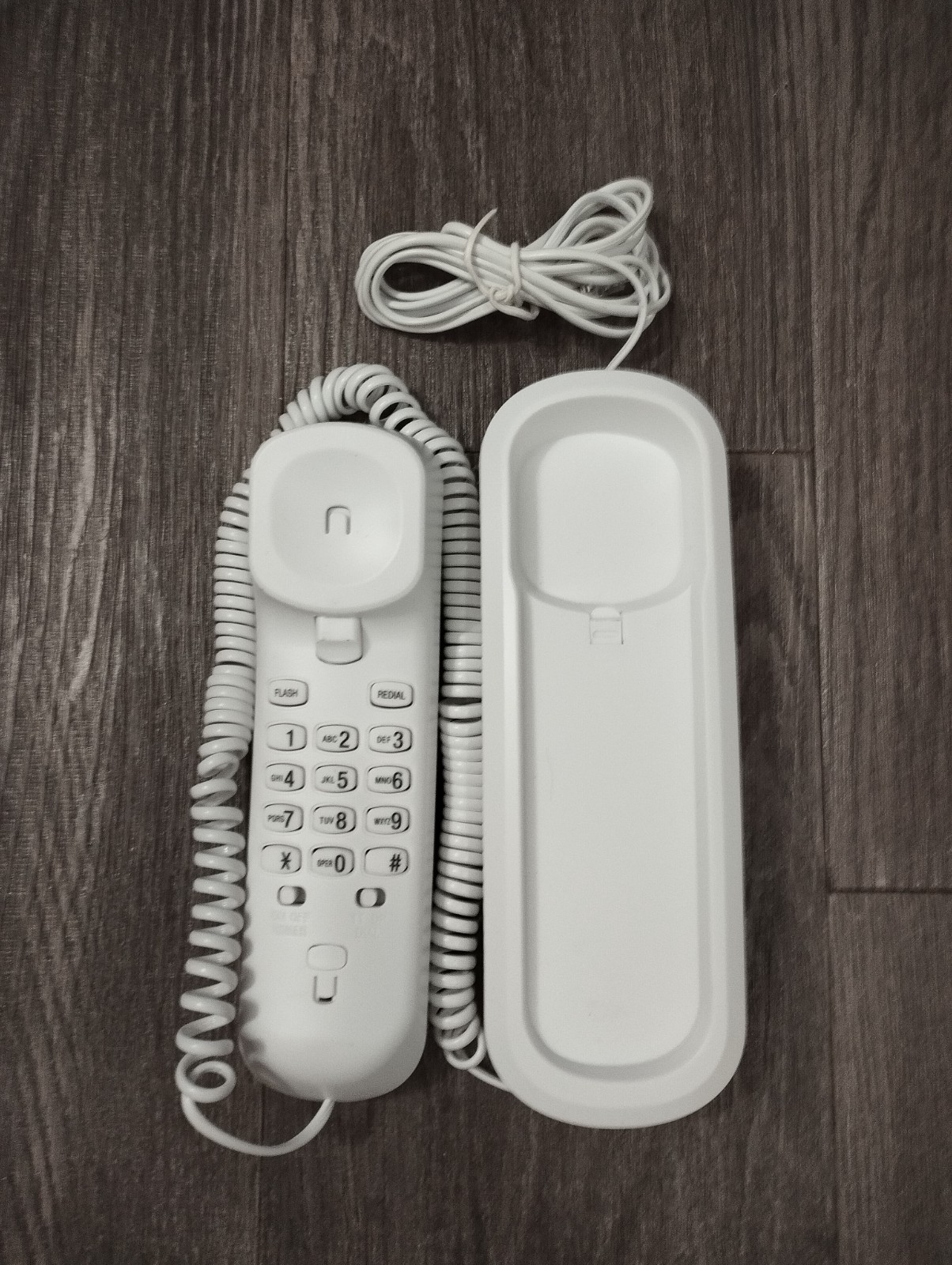VTech Trimstyle Corded Telephone (CD1103), White