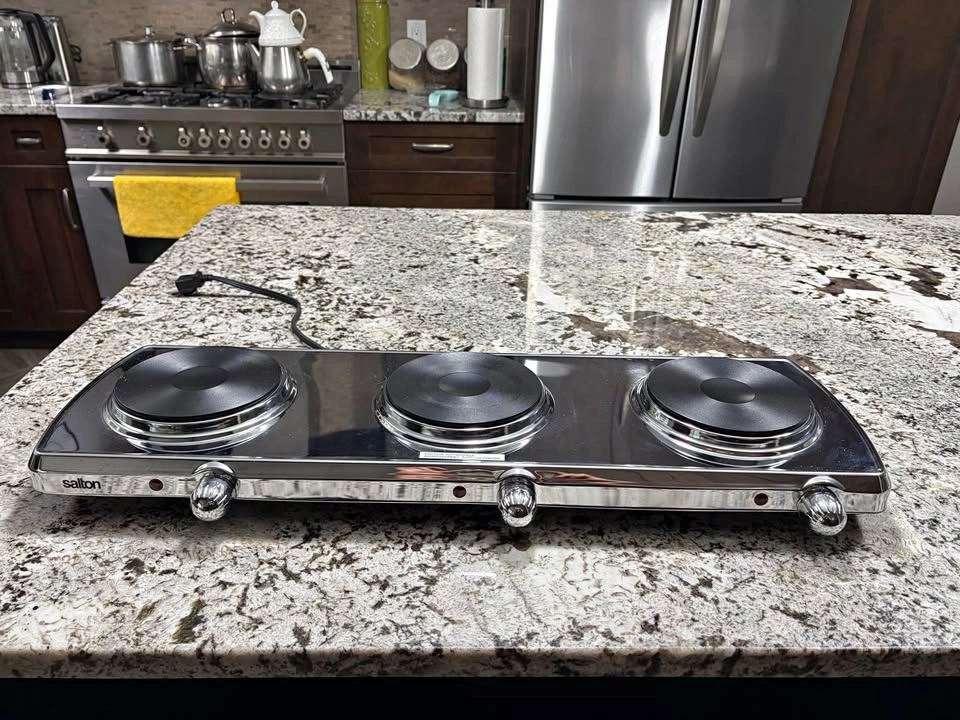 Salton Triple Buffet Server /food warmers
