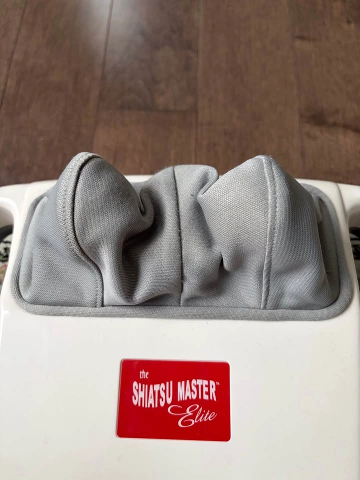 Older Style Massage Machine - photo 2