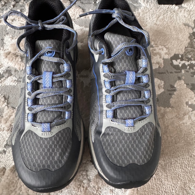 Merrell Women's Shoes - Brand New, Size 6 - photo 2