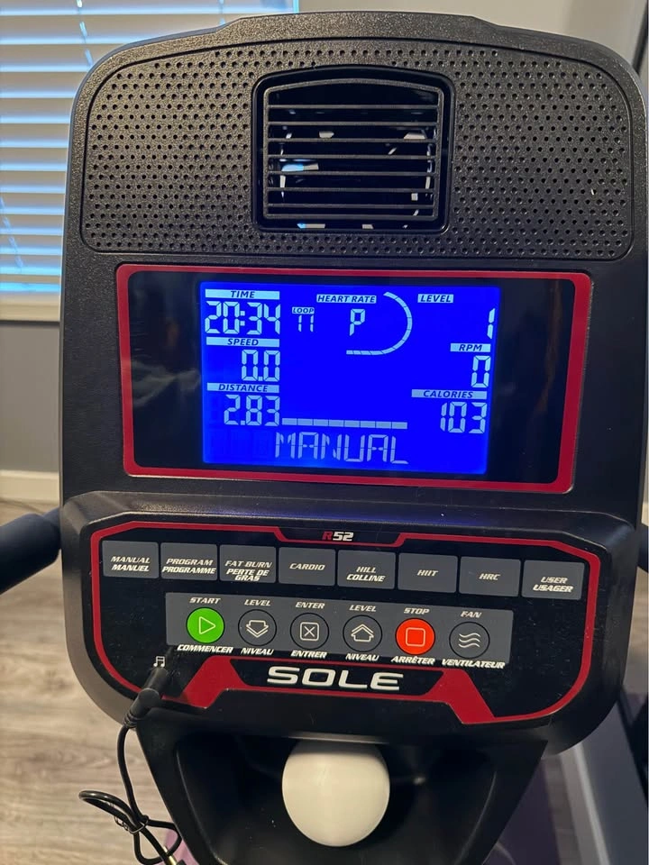 Sole R52 Recumbent Bike - photo 4