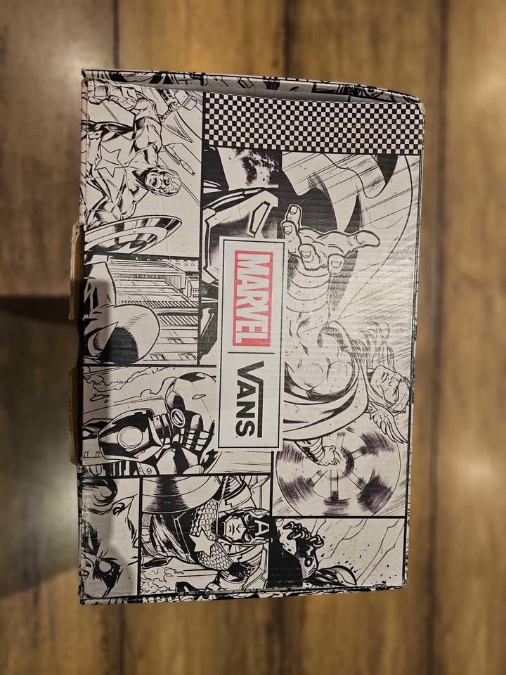 Marvel Vans shoes - photo 4