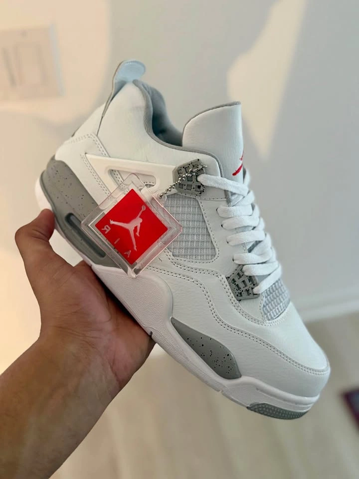 Jordan 4 Oreo