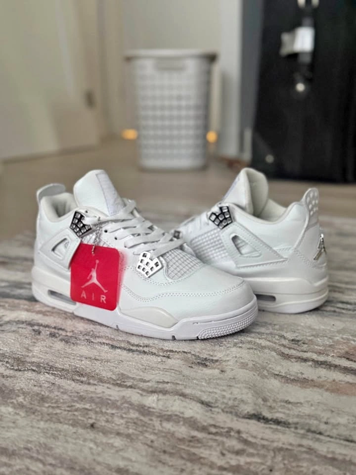Jordan 4 Pure Money