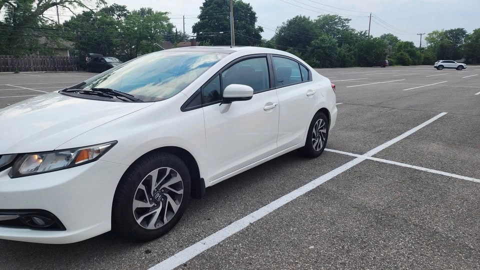2015 Honda Civic LX Sedan - Automatic - photo 2