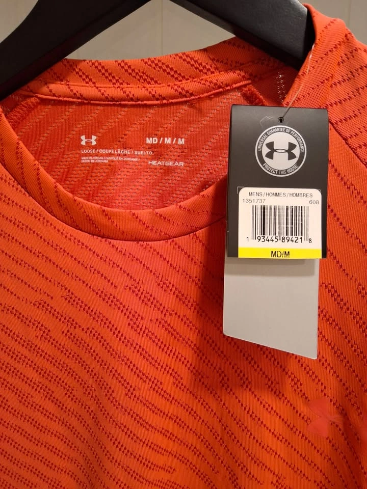 Under Armour Men’s HeatGear Loose Fit - Medium. BNWT. $25 - photo 3