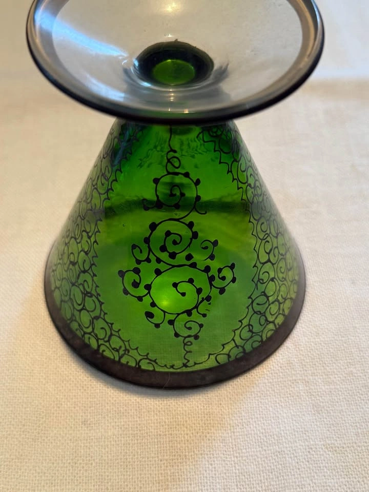 Vintage 1930s Green Cocktail Glasses w/ Silver Filigree S/4 - photo 4