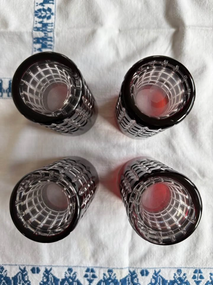 Set of 4 Vintage Ruby Cut to Clear Crystal Glasses - photo 3