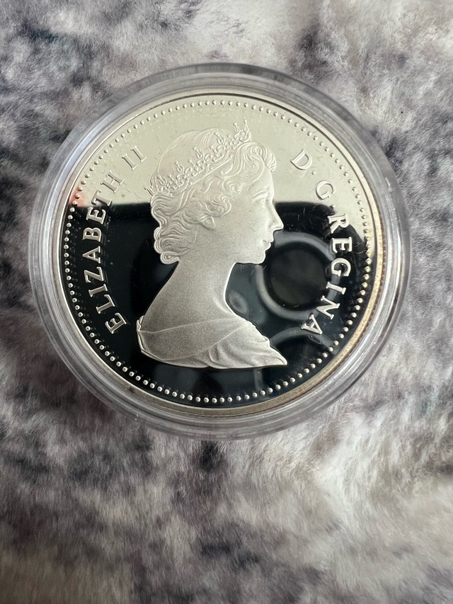 1984 50% Silver Dollar - photo 2