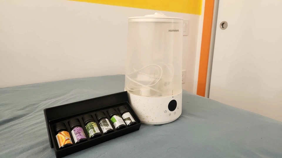 Homvana Cool Mist Humidifier + Essential Oils