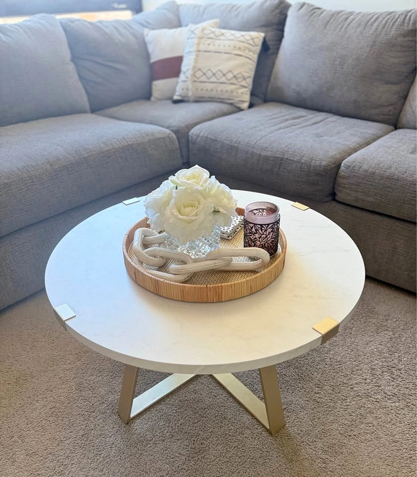 Modern Round Coffee Table – White & Gold