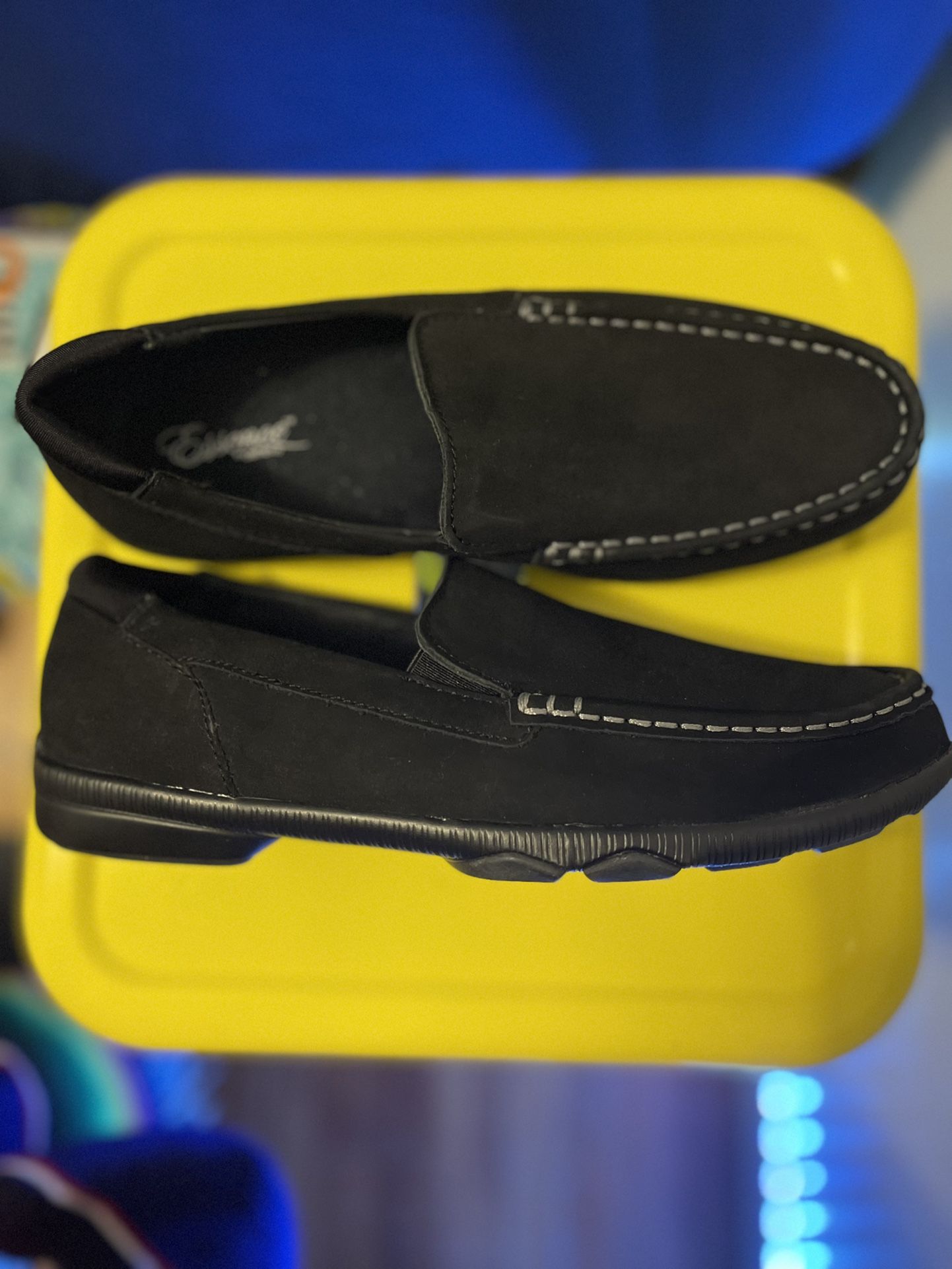 Womens Essence Aetrex Loafers Size 8 - photo 2
