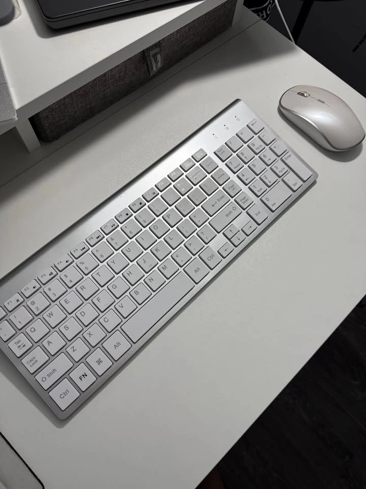J JOYACCESS Wireless Keyboard + Mouse Set