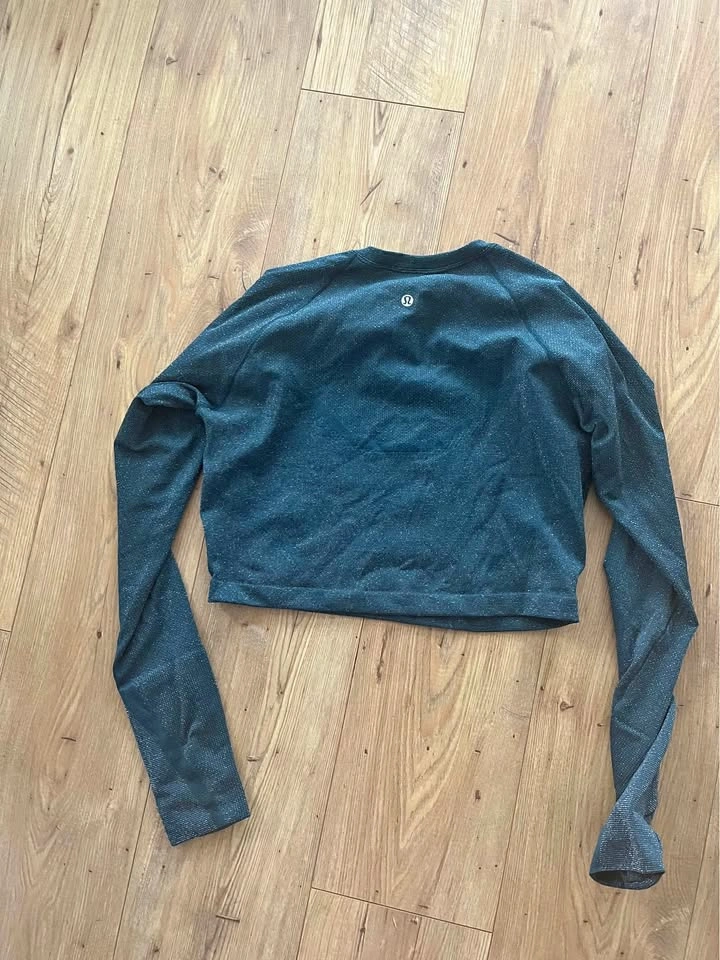 Lululemon Sparkly Crop Top - Size Large