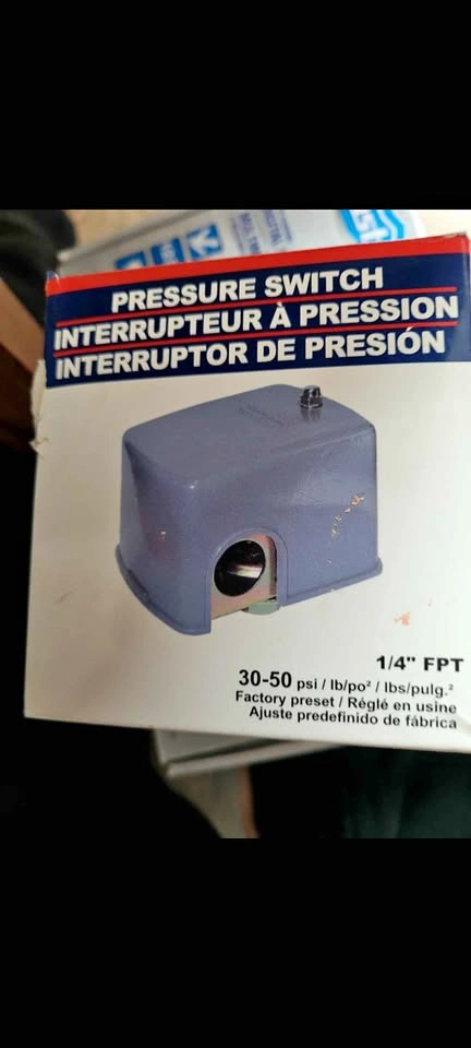 Boshart Plumb-EEZE Water Pump Pressure Switch 1/4" FPT 30-50 PSI