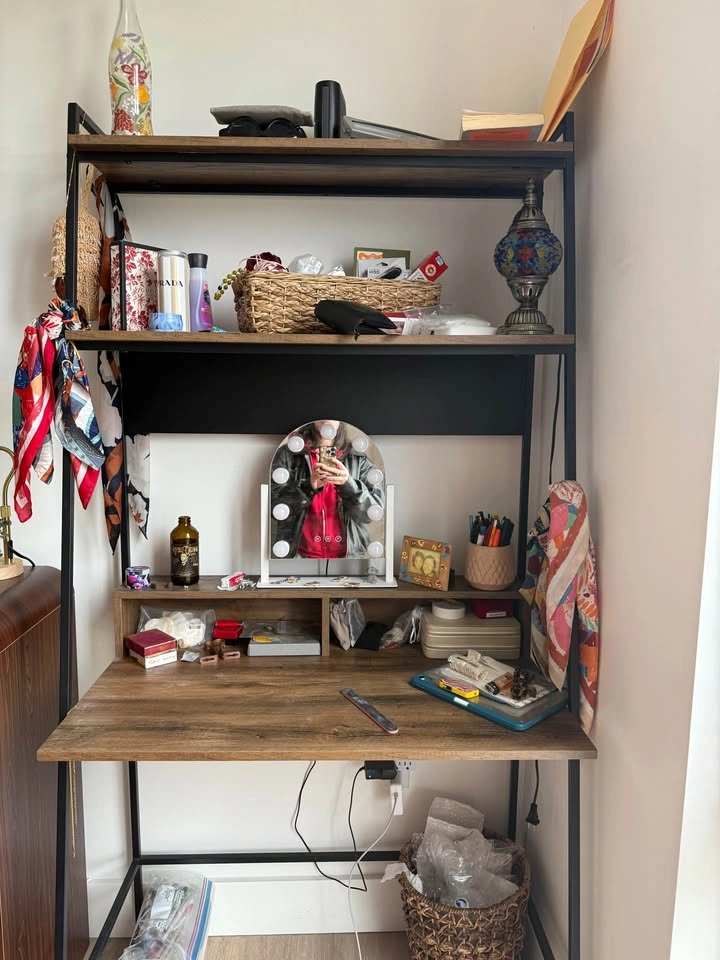 Desk with Shelves! Want to get rid asap!! - photo 2