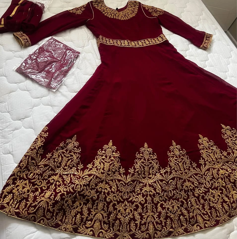 beautiful dress - photo 4