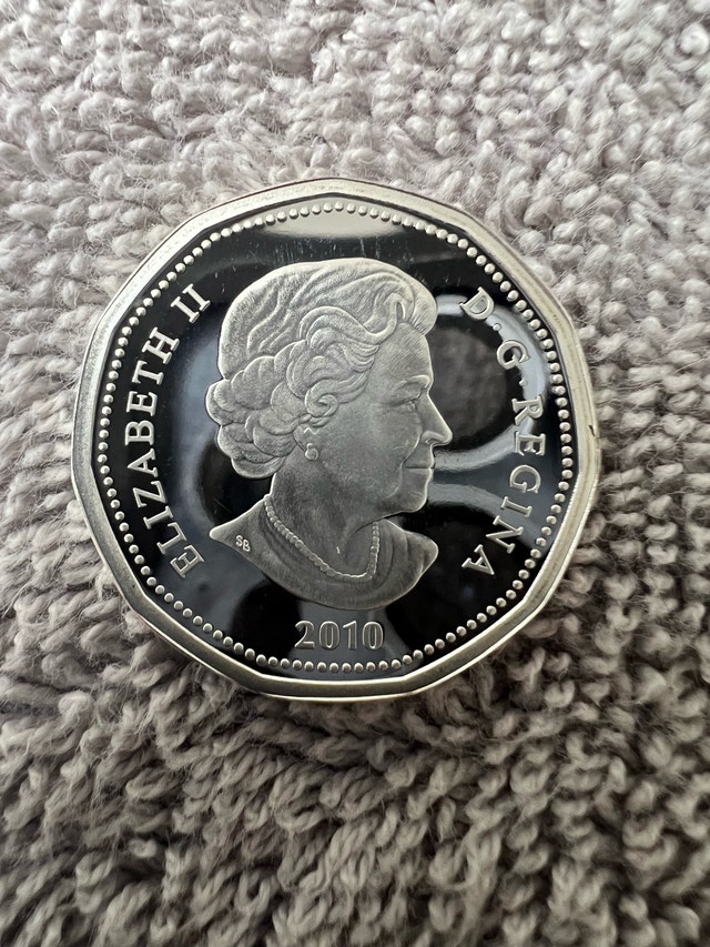 2010 Silver Olympic Loonie - photo 4