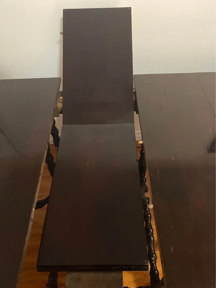 Dining table $40. solid wood - photo 3