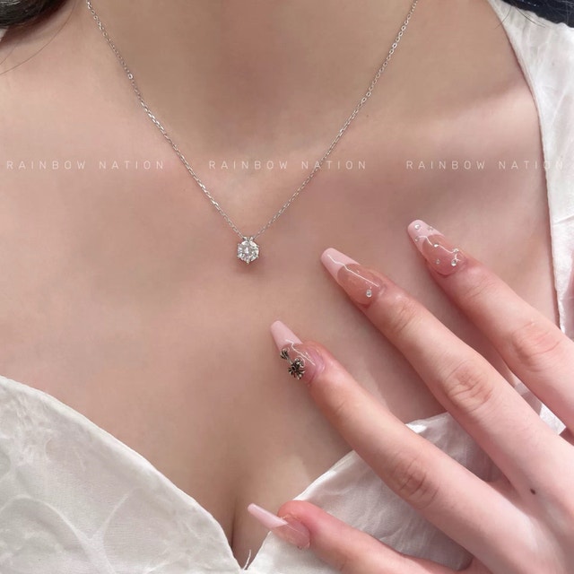 Moissanite Solitaire Necklace – 6 Prong Setting