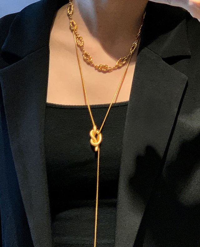 Gold Y-Shape Long Necklace – Knot Design – 90cm - photo 2