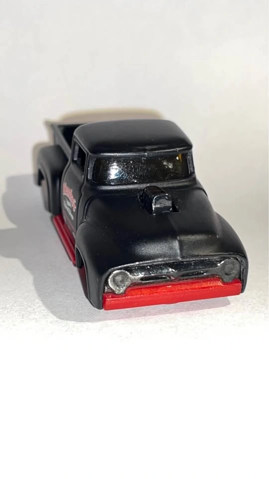 Hotwheels DTX 35 custom ‘56 Ford truck - Black Red Gold