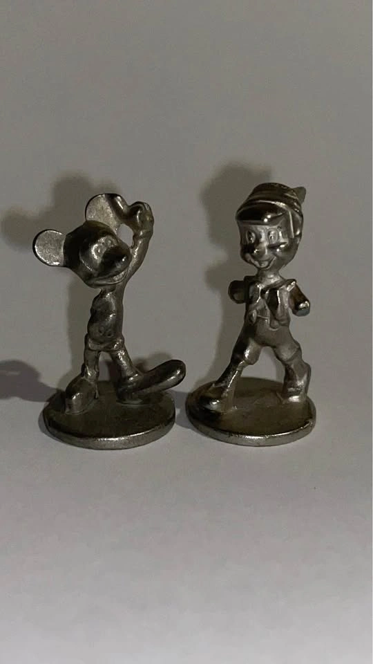 Disney 6 Metal Figurines 1st Edition Scene It DVD - photo 3